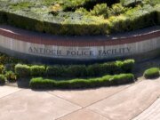 No hay sospechosos en el apuñalamiento del motel de East Bay