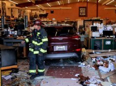 7 heridos en choque de camioneta en mercado de Santa Rosa; El conductor llevaba una bota para caminar – The Mercury News