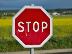 Rusia bloquea WhatsApp, Telegram y meta “organizaciones extremistas”