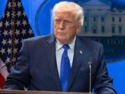 El ataque de Estados Unidos contra Irán podría apuntar a individuos y cambiar el régimen: informe