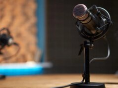 La audiencia de podcasts supera a la radio hablada por primera vez en la historia