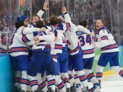 El equipo de hockey masculino de EE. UU. supera la invitación SOTU