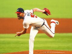 Chris Sale de los Bravos en el sistema ABS Challenge