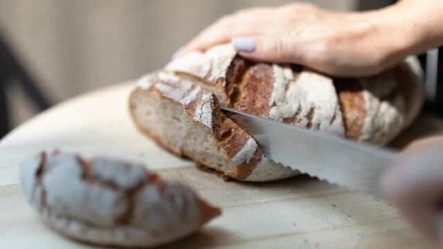 slicing-bread.jpg