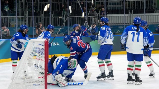 usa-italy-scores-shorthanded-goal.jpg