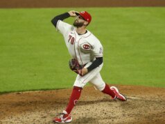 Los Rojos de Cincinnati continúan con recortes en su plantilla, enviando a los favoritos de los fanáticos al campamento de ligas menores