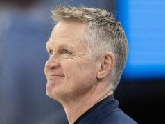 Steve Kerr ganó silenciosamente un Oscar el domingo, uniéndose a una corta lista de figuras de la NBA con premios de la Academia.