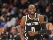 Kuminga hizo los comentarios en una larga conversación con Steph Curry después de Hawks-Warriors.