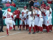 Bats Come Live, Colts se combinan para lograr la perfección mientras el No. 7 Alabama arrasa en la doble cartelera