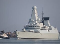 Francia envía buques de guerra para proteger las bases británicas de Irán: Starmer, avergonzado, ‘considera’ el despliegue de destructores de la Royal Navy mientras Macron defiende Chipre