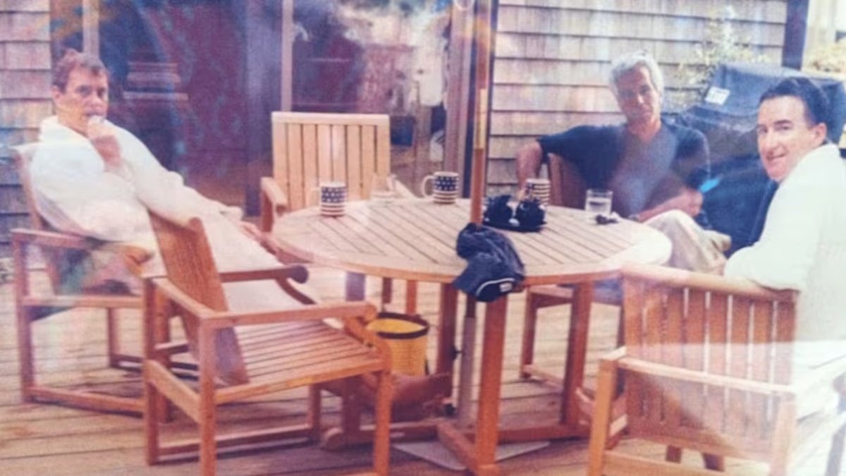 Epstein suministró a Mandelson drogas ilegales y Botox mientras estaba en el gobierno: las revelaciones aumentan la presión sobre el primer ministro para que nombre embajador de EE. UU.