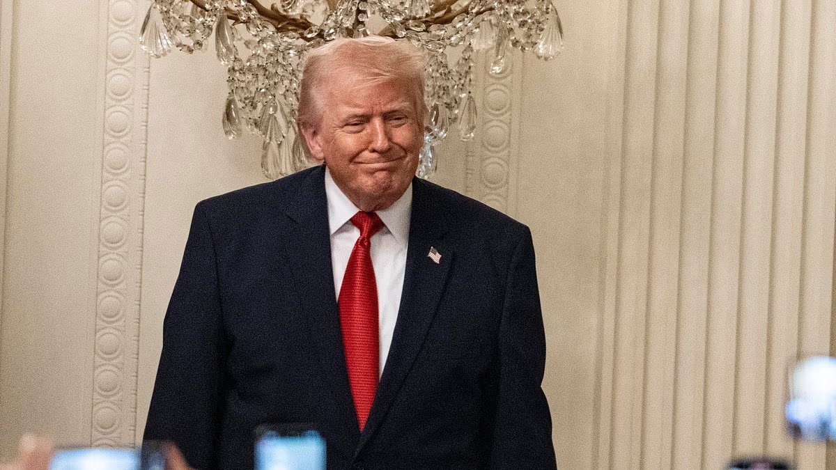 Los partidarios de la línea dura de Irán piden una bomba nuclear mientras Israel ataca el “corazón de Teherán” y Trump prepara 10.000 tropas terrestres más – ACTUALIZACIONES EN VIVO