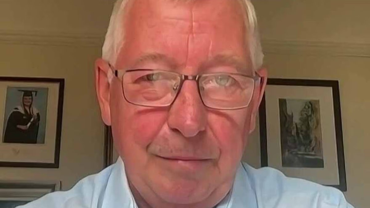 Los conductores podrían enfrentarse a prohibiciones en las carreteras y a los patrones obligados a dar a los trabajadores semanas libres adicionales mientras Gran Bretaña lucha contra la escasez de combustible, advierten los expertos.