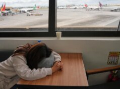 Comienzan vuelos limitados desde los Emiratos Árabes Unidos mientras el gobierno busca evacuar a los ciudadanos de Medio Oriente – The Mercury News