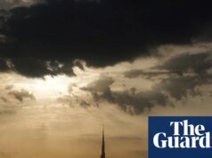 Reunión informativa del martes: Cómo el conflicto de Irán ha destrozado la imagen de paz y lujo del Estado del Golfo