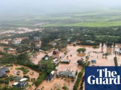 Hawaii insta a los residentes a “irse ahora” en medio de las peores inundaciones en 20 años | Hawai