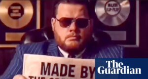 El jefe conservador vuelve a publicar un video de inteligencia artificial realizado por una figura de derecha encarcelada por delitos de odio | conservador