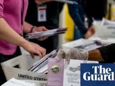 La Corte Suprema de los Estados Unidos escucha argumentos en casos de voto por correo antes de las elecciones intermedias