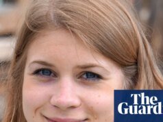La madre de Sarah Everard rinde homenaje a su ‘amorosa’ hija en el quinto aniversario de su asesinato Sarah Everard