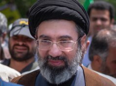 El nuevo líder supremo de Irán puede ser gay: Trump se ríe tras el informe