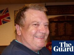 El retraso de la ambulancia durante el corte de energía probablemente contribuyó a la muerte del padre, dictamina el forense | Servicio Nacional de Salud