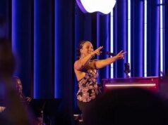 Aquí está Alicia Keys en Apple Grand Central para la experiencia del 50 aniversario (Galería)