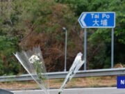 A las víctimas del incendio se les permitió realizar repetidos viajes para recuperar sus pertenencias de la casa.