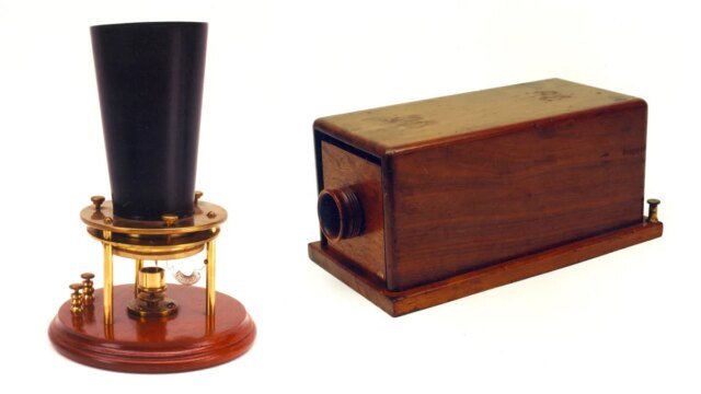 att-bell-transmitter-first-comm-phone.jpg
