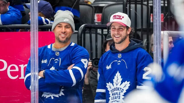 george-springer-ernie-clement-leafs-game.jpg