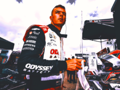 Scott McLaughlin está bien después de que un INDYCAR se deslizara por la valla, pero no su coche