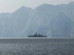 Barcos del Estrecho de Ormuz alcanzados por proyectiles tras ataque estadounidense-israelí a Irán