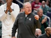 Baloncesto universitario: Tom Izzo dice que no se retirará después de la derrota de Michigan State