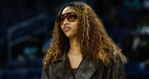 Llame a Angel Reese citas falsas