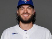 Los Azulejos hicieron movimientos clave en su plantilla que reforzaron un poco al cuerpo de lanzadores abridores.