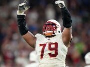 2 Cardenales están oficialmente de regreso después de firmar la licitación