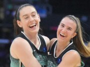 Cómo se ven los contratos y acuerdos máximos en la agencia libre