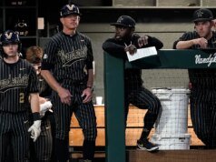 El béisbol de Vanderbilt se presenta para ganar la serie: presentador
