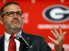 El AD de Georgia, Josh Brooks, favorece el juego de play-in de los playoffs de fútbol universitario
