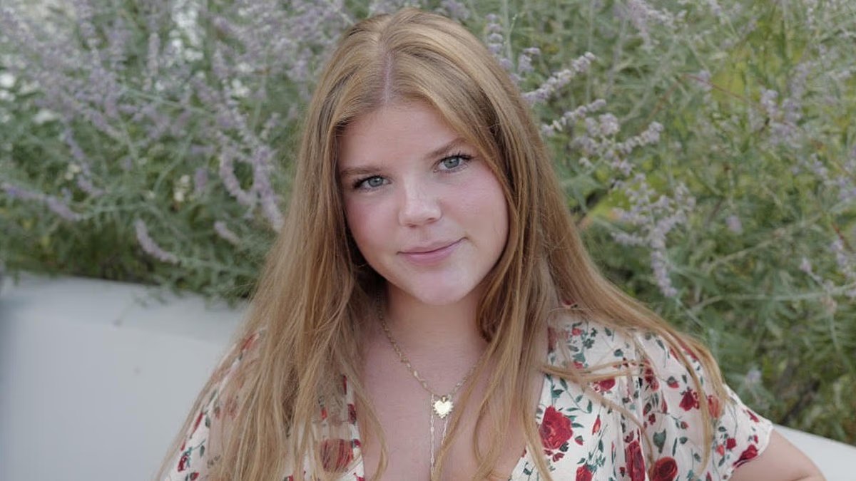 La hija del magnate Orla Waites muere en la tragedia del año sabático 30 años después de que su prima muriera en su año sabático