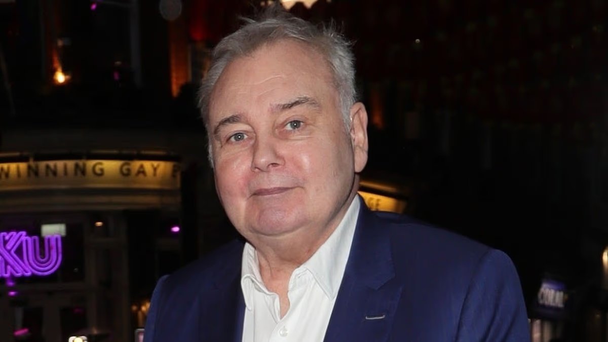 Eamonn Holmes, de 66 años, fue trasladado de urgencia al hospital tras sufrir un derrame cerebral en la última batalla de salud.