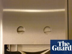 Están en la nube, enchufes eléctricos y hasta tostadas. ¿Por qué la gente ve caras en objetos cotidianos? | psicología