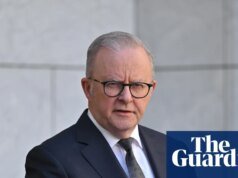 Anthony Albanese califica de “extraordinaria” la política exterior australiana en un raro momento de crítica a la amenaza de Trump contra Irán