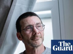 Reunión informativa del miércoles: ¿El despido de un trabajador de una tienda resalta nuestro malestar por combatir el crimen? | camarera