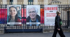 Macron anunció la liberación de 2 ciudadanos franceses detenidos en Irán durante varios años
