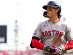 El jardinero de los Medias Rojas, Jarren Duran, se enloqueció con un fanático que le dijo que se hiciera daño