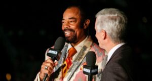 La leyenda de los Knicks, Walt Frazier, dejó caer una referencia salvaje a Irán cuando hablaba de los Bulls.