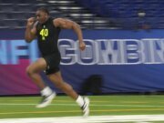 Lo que significa jugar con Nick Bosa para el novato de los 49ers, Romelo Heights