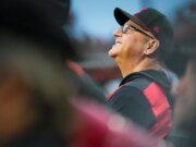 Las luchas ofensivas podrían obligar a los Rojos a pasar pronto a un gran prospecto