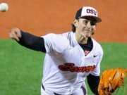 El béisbol de Oregon State derrotó a Long Beach State 8-1 en el enfrentamiento del sábado
