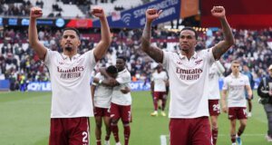El Arsenal podría ganar el título de la Premier League tras una dramática victoria sobre el West Ham